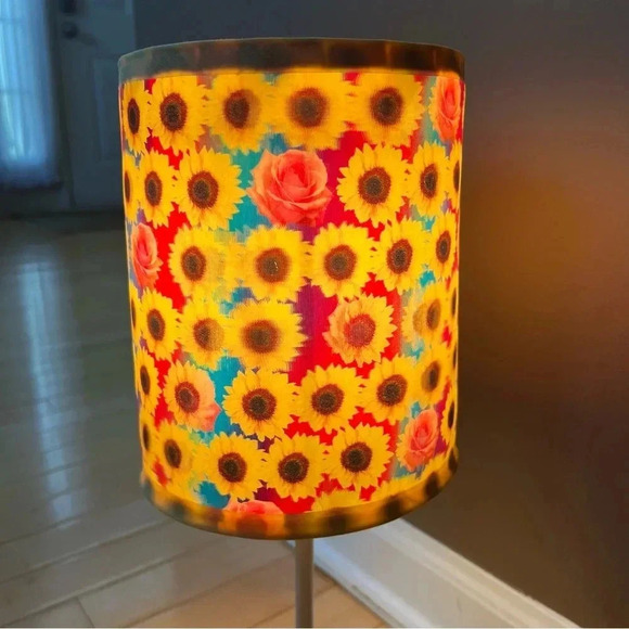 VTG Retro Glo 3D View Changing Spinning Lamp Sunflowers Roses Holographic Y2K - Picture 5 of 10
